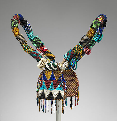 Òdìgbà ifá (diviner’s necklace)