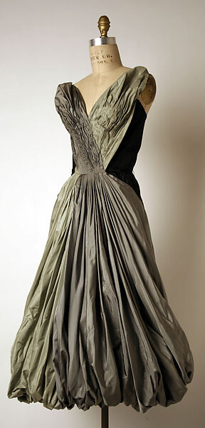 Evening dress, Madame Grès (Germaine Émilie Krebs) (French, Paris 1903–1993 Var region), silk, French