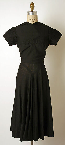 Dress, Madame Grès (Germaine Émilie Krebs) (French, Paris 1903–1993 Var region), wool, French 