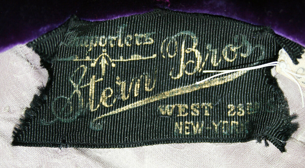 Toque, Stern Brothers (American, founded New York, 1867), silk, cotton, glass, American