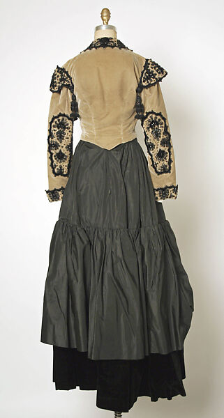 Evening ensemble, House of Balenciaga (French, founded 1937), silk, cotton, jet, French