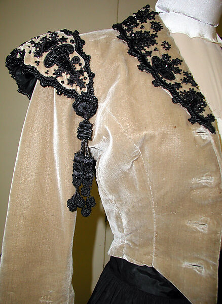 Evening ensemble, House of Balenciaga (French, founded 1937), silk, cotton, jet, French