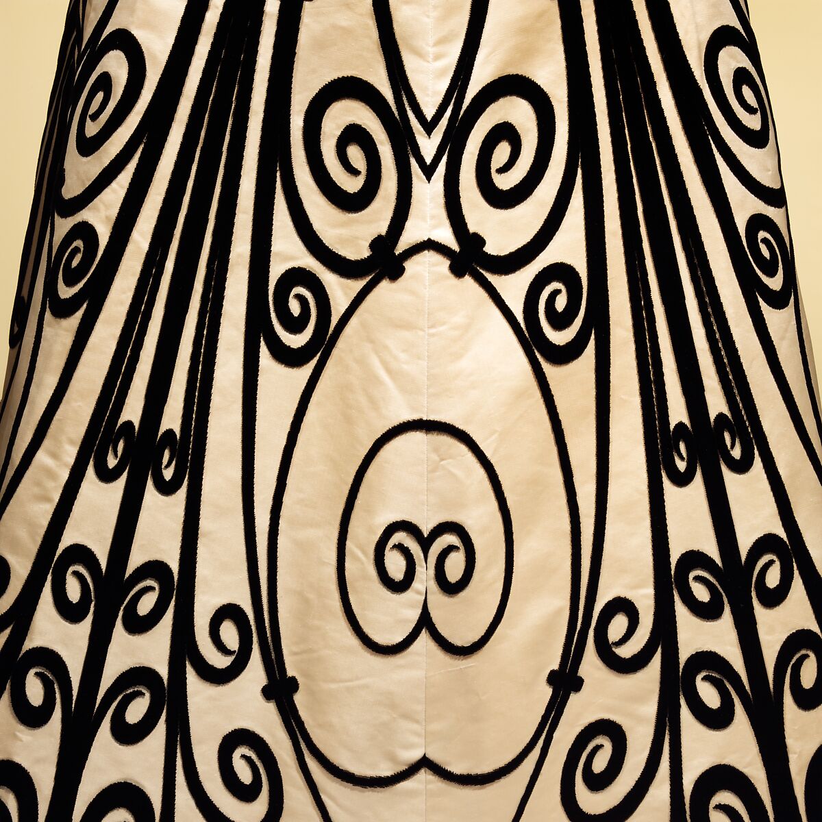 Evening dress, House of Worth (French, 1858–1956), silk, French