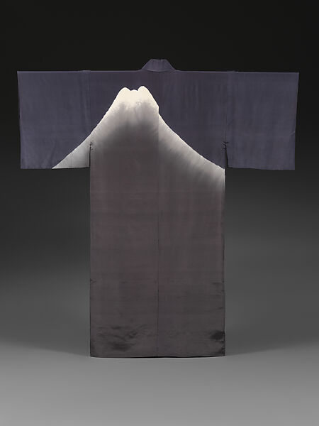 Man’s Under Kimono (Nagajuban) with Mount Fuji, Plain-weave silk with stitched tie-dyeing, Japan