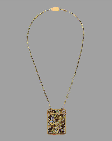 Pendant necklace, Nellie Avery Loring (American (Norwich, Connecticut 1884-1953 Norwich, Connecticut)), Gold, pearls, demantoid garnets, and othersemi-precious stones, American