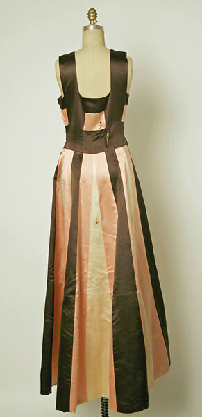 Evening dress, House of Balenciaga (French, founded 1937), silk, French
