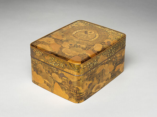 Lot 7 - AN INLAID LACQUER BOX AND COVER WITH THE THIRD