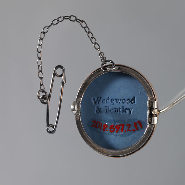 Cameo of man in left profile mounted as brooch, Wedgwood and Bentley (British, Etruria, Staffordshire, 1769–1780), Jaspareware (unglazed stoneware), British, Etruria, Staffordshire