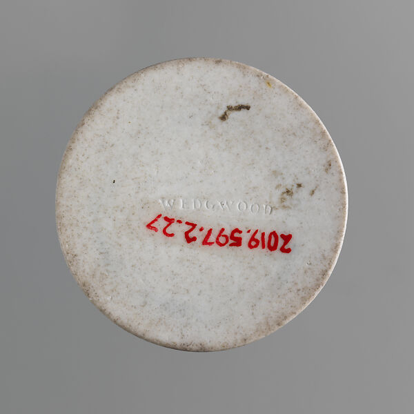 Circular cameo with fox and intials YBH, Josiah Wedgwood and Sons (British, Etruria, Staffordshire, 1759–present), Jaspareware (unglazed stoneware), British, Etruria, Staffordshire