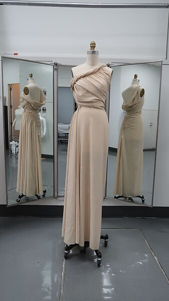 Evening dress, House of Vionnet (French, active 1912–14; 1918–39), silk, French