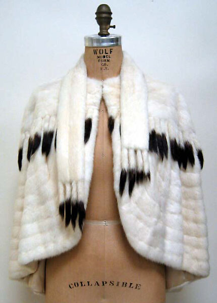 Evening cape, H. Jaeckal &amp; Sons (American, 1863–1949), fur, American 