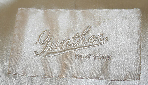 Evening cape, H. Jaeckal &amp; Sons (American, 1863–1949), fur, American