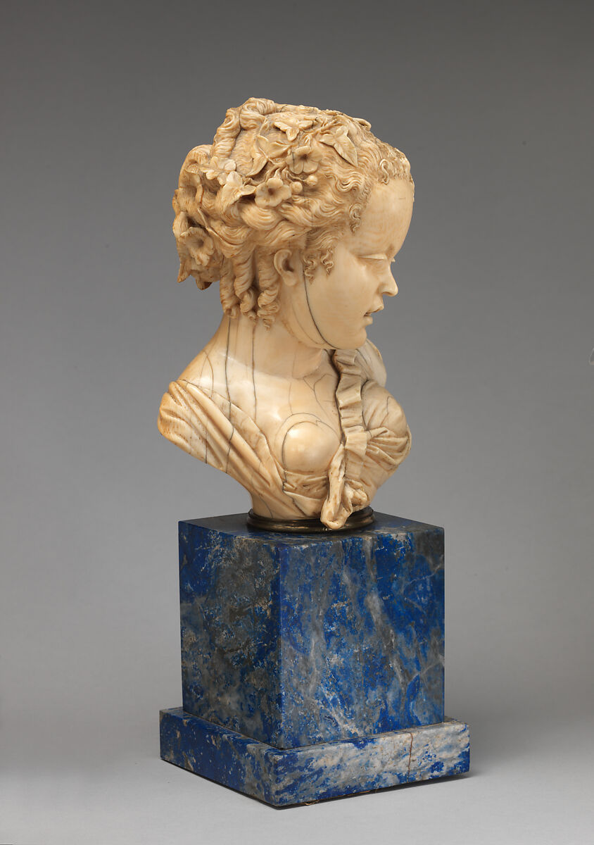 Bust of a girl (Flora?), Ivory, carved and chiseled; socle: sodalite with molded bronze base (not original, French, possibly Dieppe