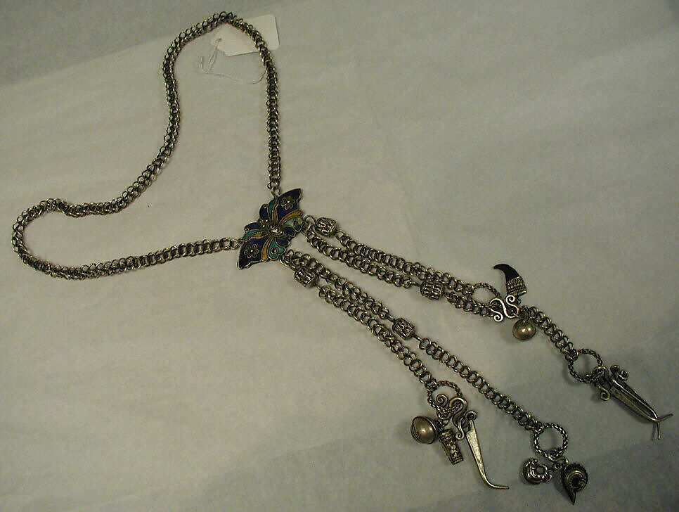 Necklace, silver, China (Miao-Wuya) 