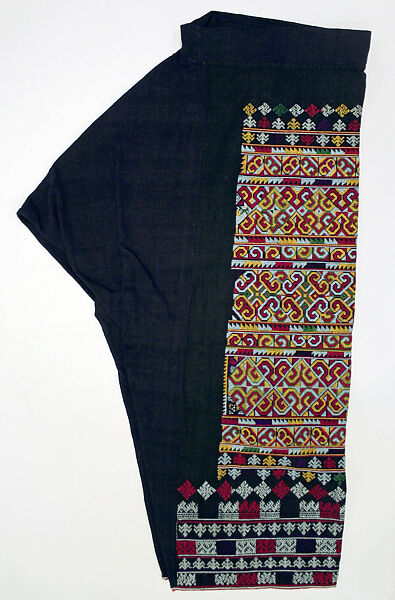 Ensemble, (a–d) cotton, silk; (e) metal, Thailand (Yao Hill)