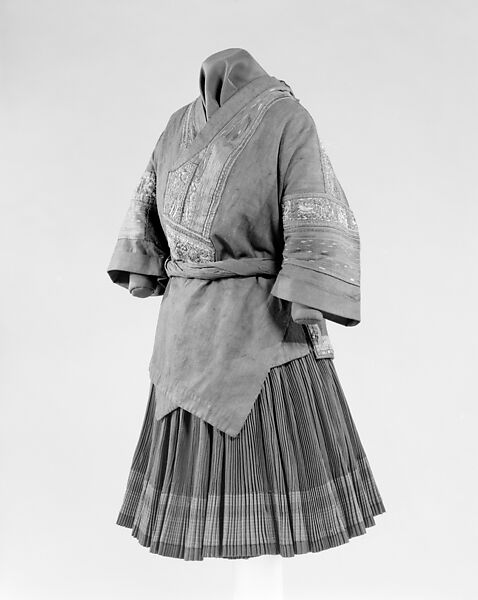 Ensemble, linen, hemp, silk, metal, China (Miao-Geyi)