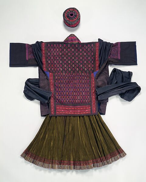 Ensemble, (a–c) cotton
(d) silk, cotton, China (Miao)