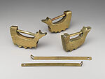 Locks in shape of fish