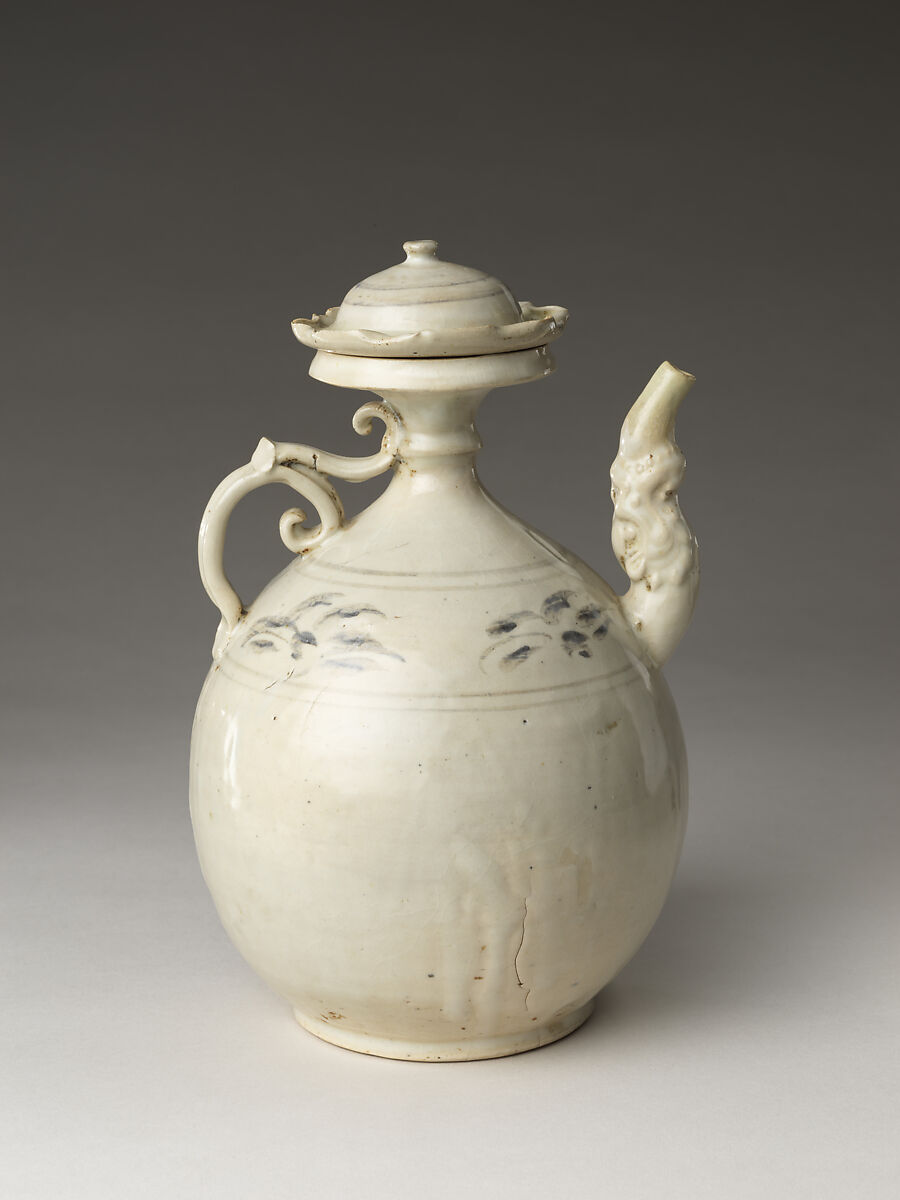 Ewer with makara spout, Stoneware with iron-underglaze floral décor and ivory glaze, Vietnam, Hong River region