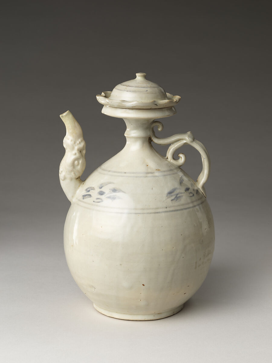Ewer with makara spout, Stoneware with iron-underglaze floral décor and ivory glaze, Vietnam, Hong River region