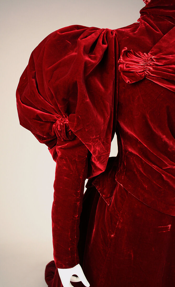 Evening dress, House of Worth (French, 1858–1956), silk, French