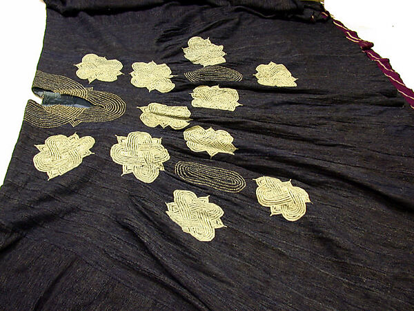 Man's Prestige Robe, Nupe artist, Cotton, silk embroidery, Nupe peoples