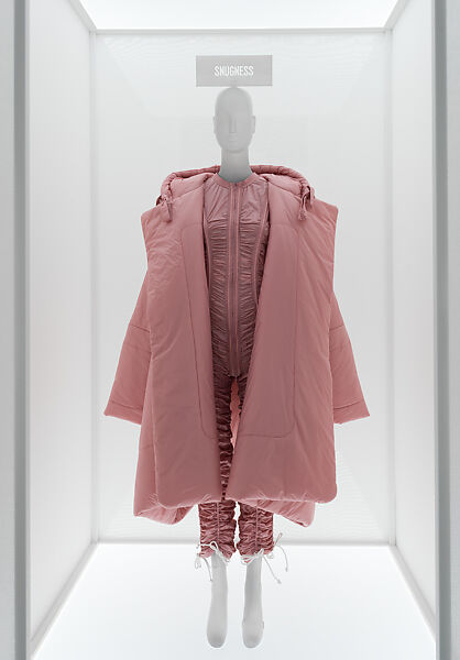 Coat, Norma Kamali (American, born 1945), Synthetic 
