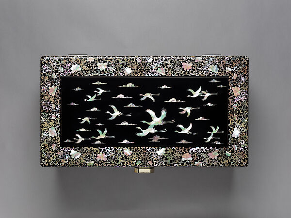 Box decorated with the Ten Symbols of Longevity, Sohn Daehyun (Korean, born 1949), Ottchil lacquer, wood, hemp, and mother-of-pearl, Korea