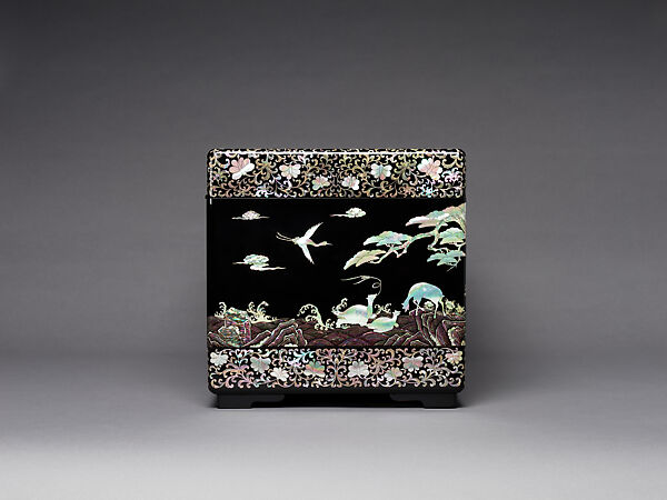 Box decorated with the Ten Symbols of Longevity, Sohn Daehyun (Korean, born 1949), Ottchil lacquer, wood, hemp, and mother-of-pearl, Korea