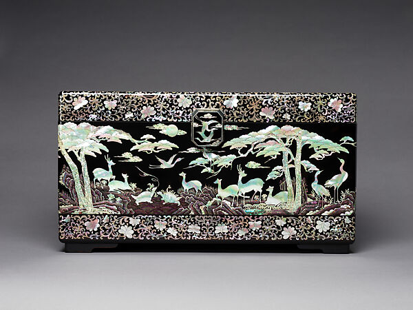 Box decorated with the Ten Symbols of Longevity, Sohn Daehyun (Korean, born 1949), Ottchil lacquer, wood, hemp, and mother-of-pearl, Korea