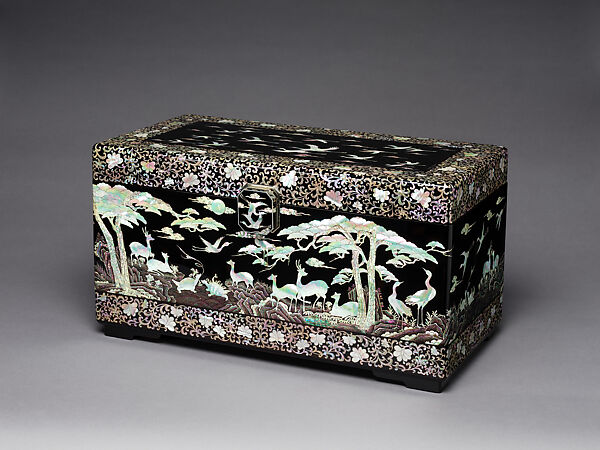 Box decorated with the Ten Symbols of Longevity, Sohn Daehyun (Korean, born 1949), Ottchil lacquer, wood, hemp, and mother-of-pearl, Korea 