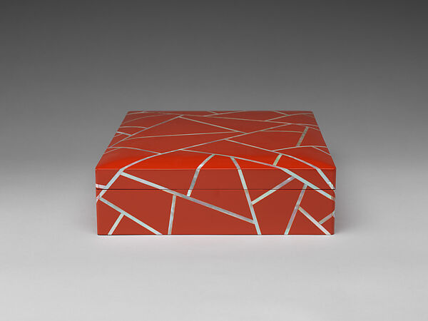 Box with crackle design, Sohn Daehyun (Korean, born 1949), Ottchil lacquer, wood, hemp, and mother-of-pearl, Korea
