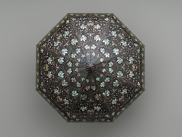 Octagonal vessel with cover decorated with peonies, Sohn Daehyun (Korean, born 1949), Ottchil lacquer, red pine, hemp, red clay, and mother-of-pearl, Korea