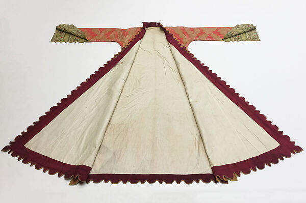 Entari, Silk, metal wrapped thread; brocaded