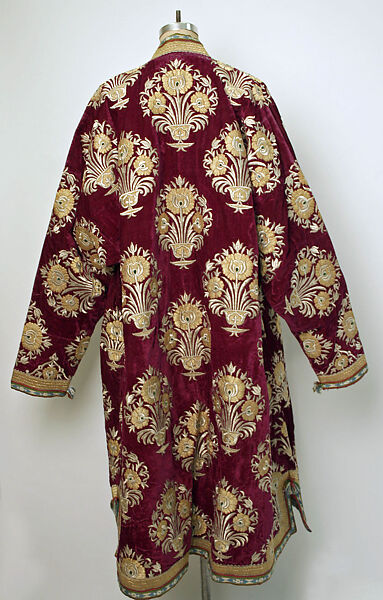 Robe, Silk, cotton, metal wrapped thread; embroidered