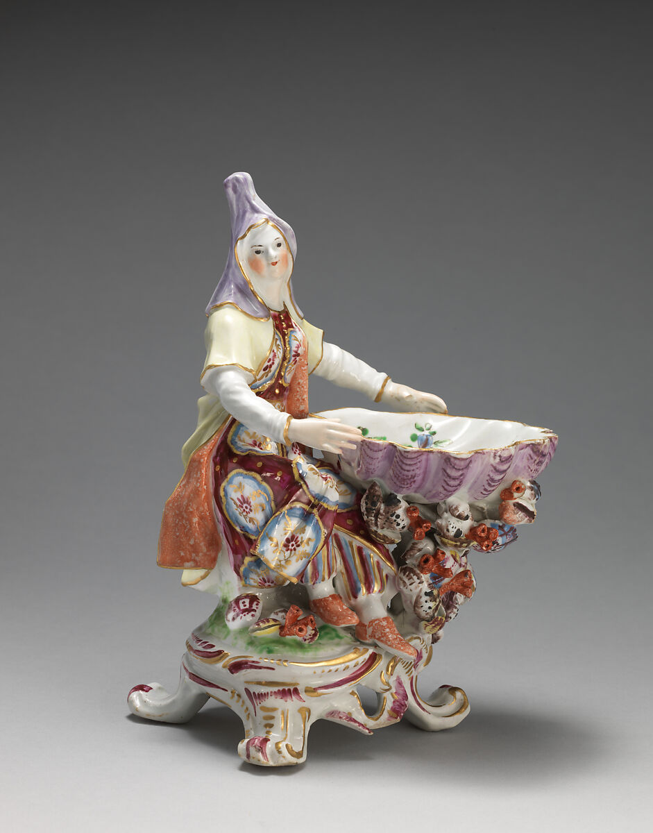 Sweetmeat dish (one of a pair), Bow Porcelain Factory (British, 1747–1776), Soft-paste porcelain, British, Bow, London 