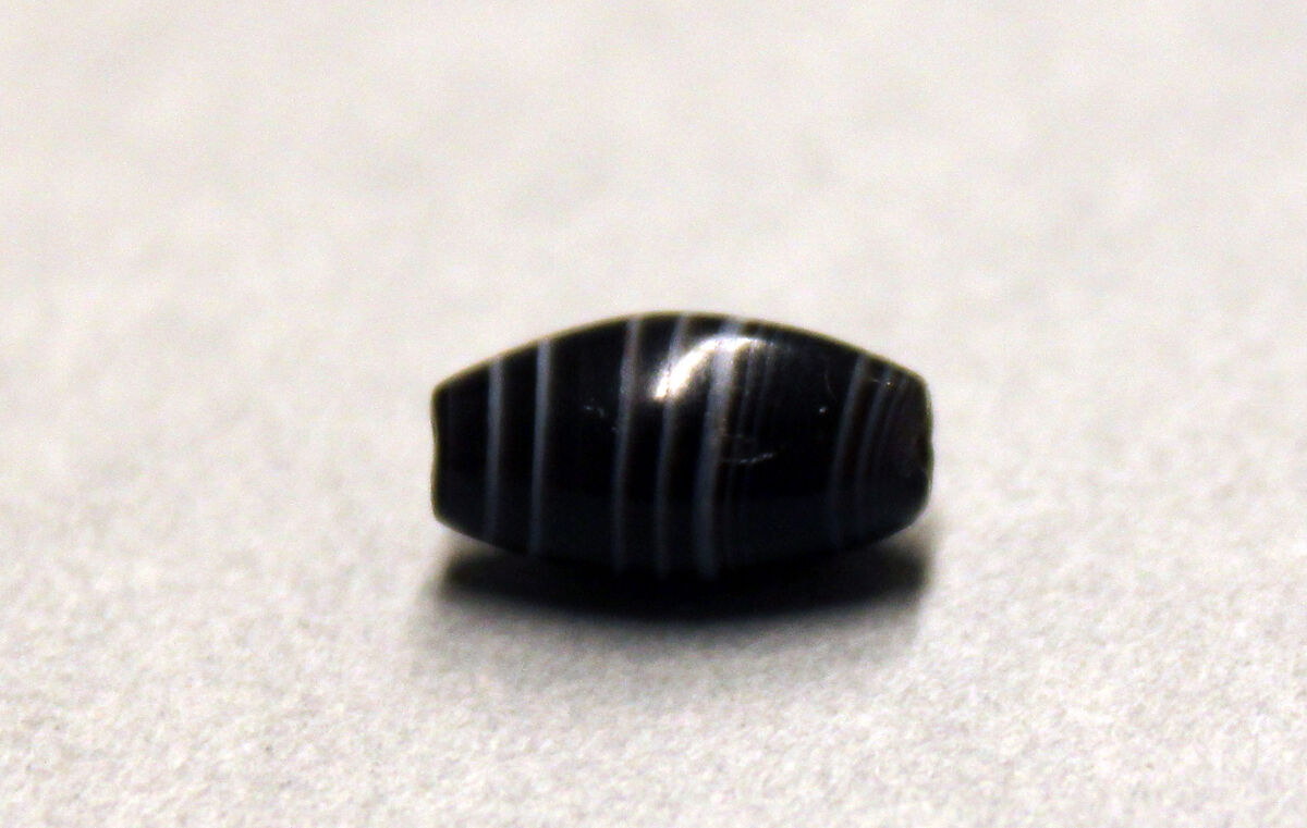 Bead, Agate; cut and drilled 