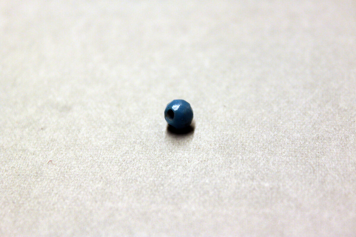Beads, Glass; drilled