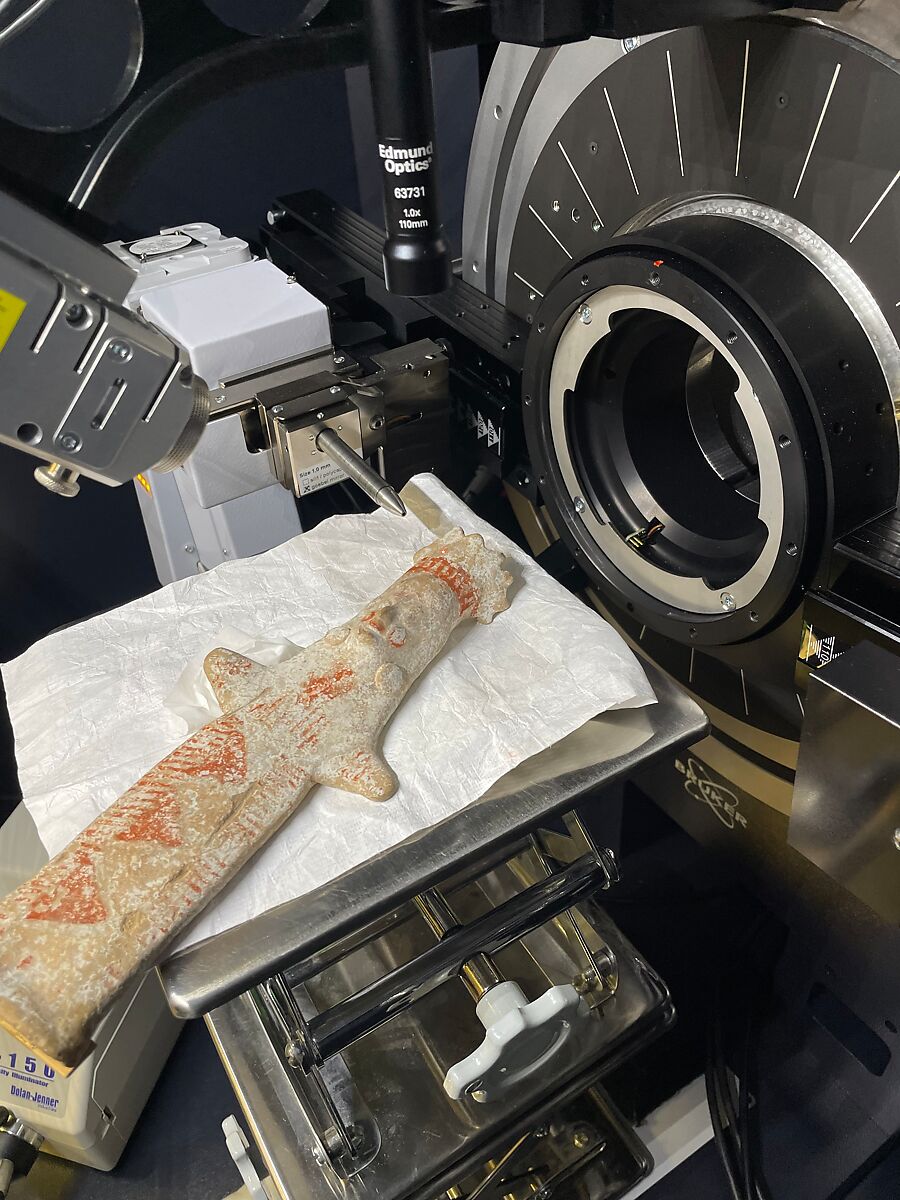 Statuette of a standing goddess, terracotta, Greek, Boeotian