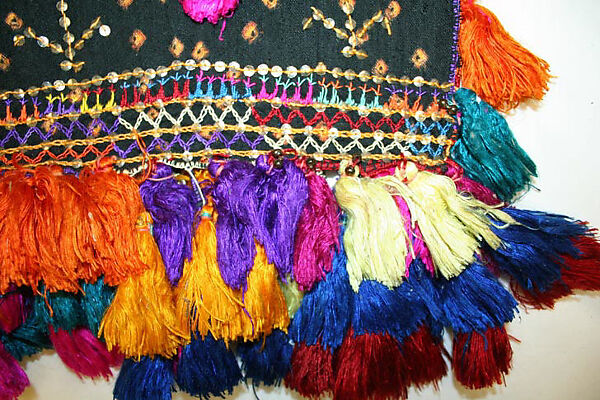 Headscarf, Cotton, silk; embroidered