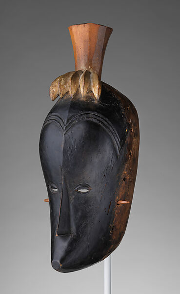 Palani Gu(?) face mask, Guro artist, Wood, pigment, Guro