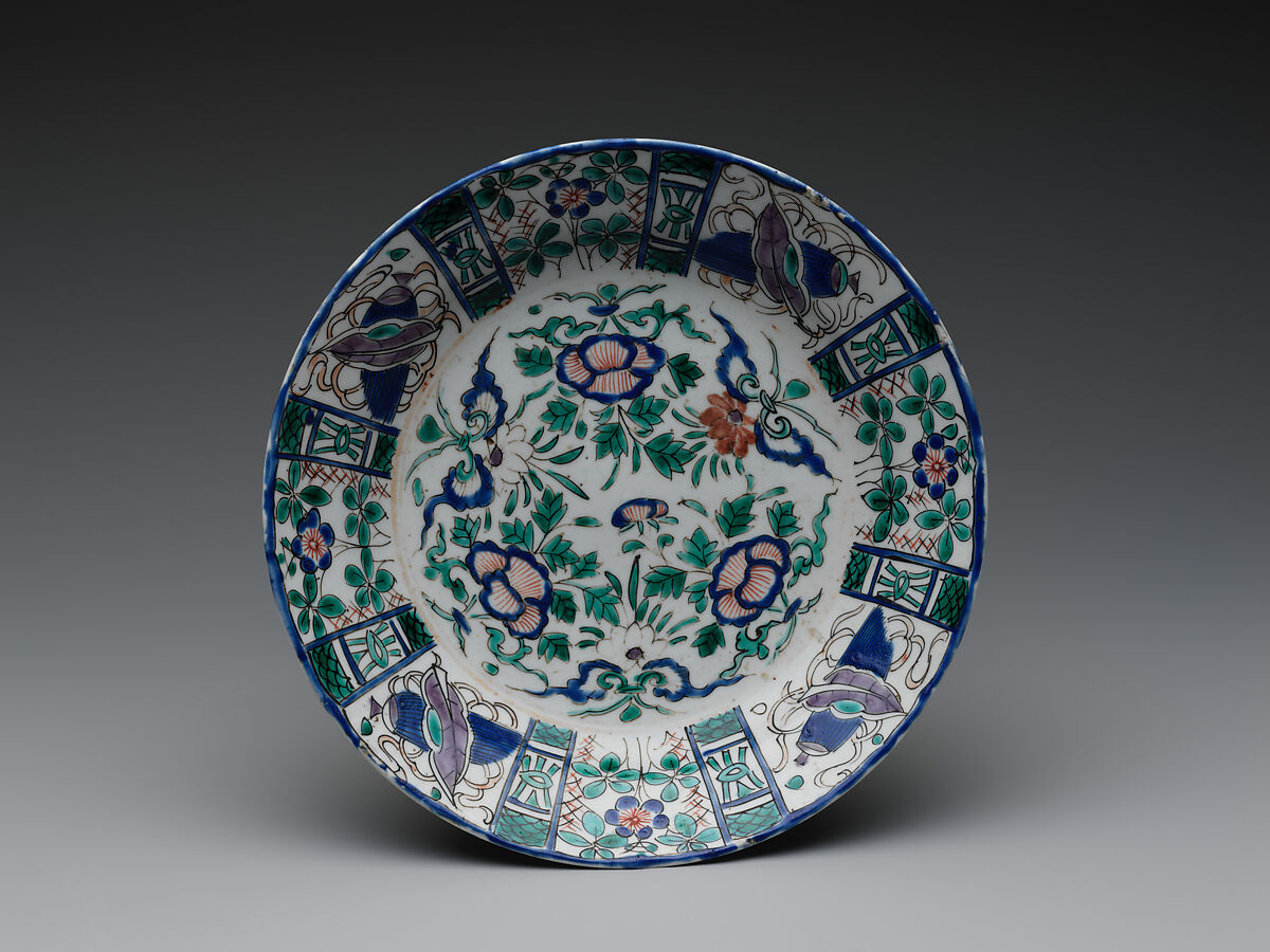 Dish with flowers and auspicious motifs, Porcelain with overglaze polychrome enamels, Japan 