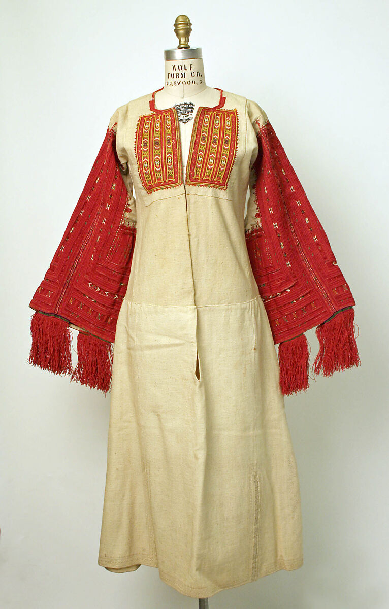 Ensemble, wool, cotton, wood