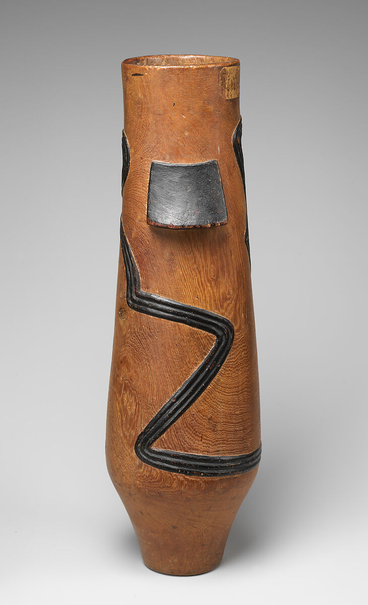 Ithunga (milk vessel), Zulu artist, Wood, pigment, Zulu peoples