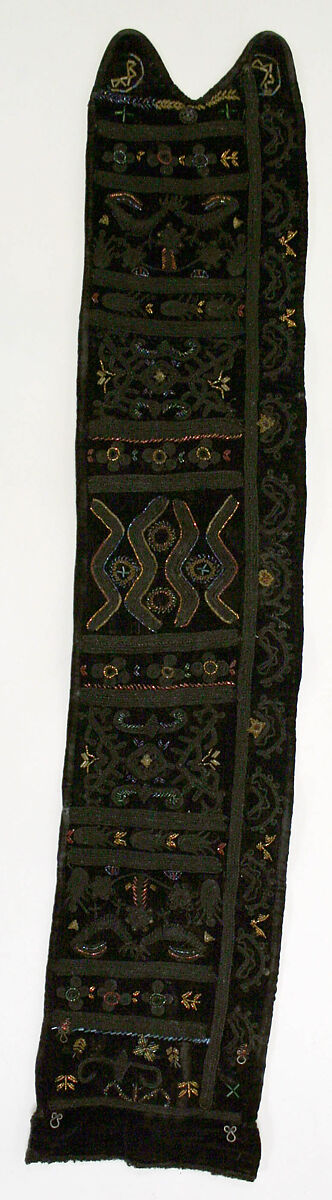 Ensemble, wool, cotton, metallic thread, ramie, animal skin, glass