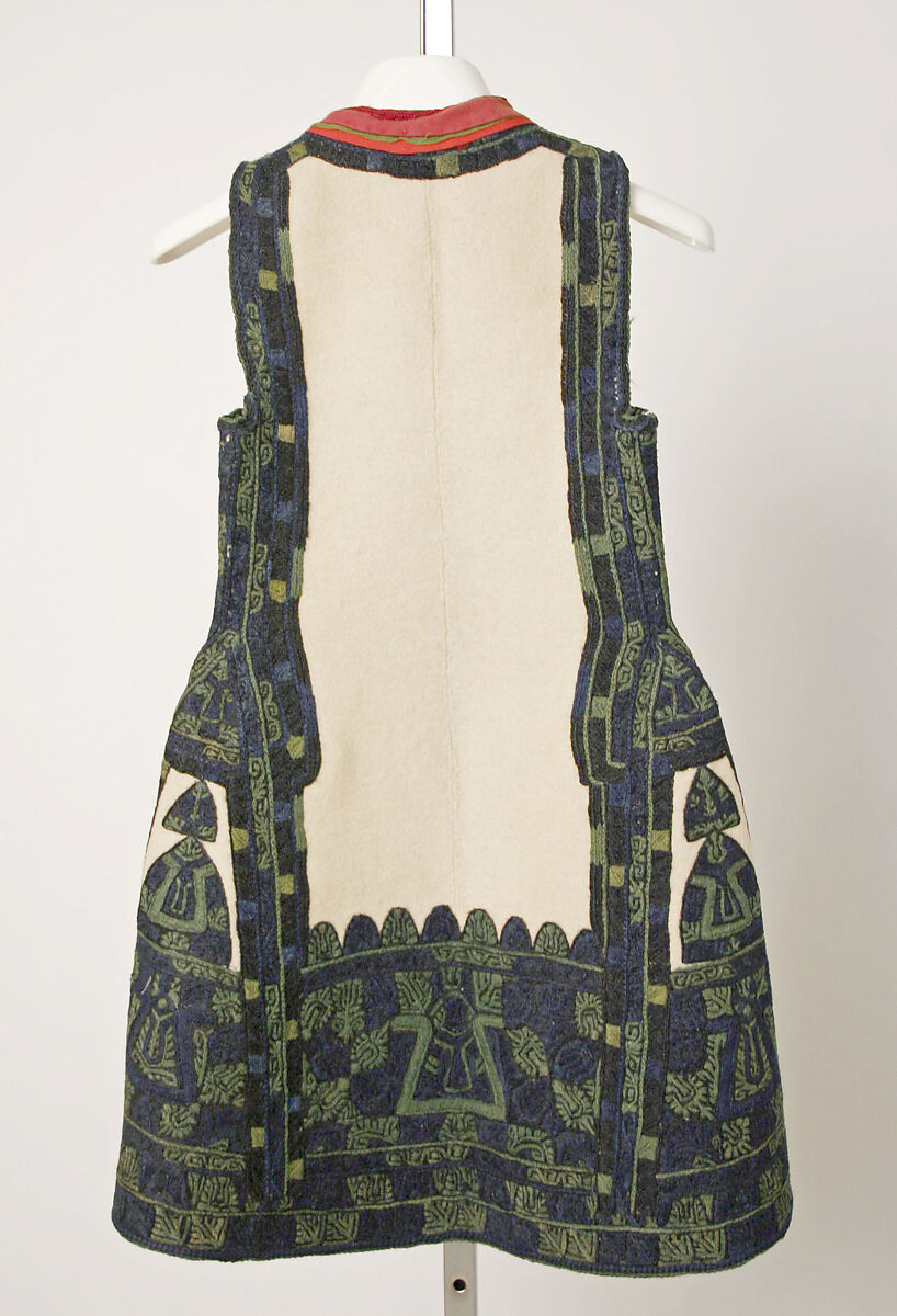 Ensemble, wool, leather, metal, cotton, silk, Greek (Attic)