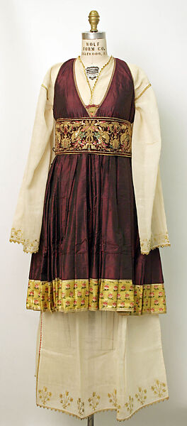 Ensemble, silk, Greek 