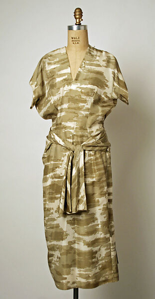 Dress, House of Balenciaga (French, founded 1937), silk, Spanish 