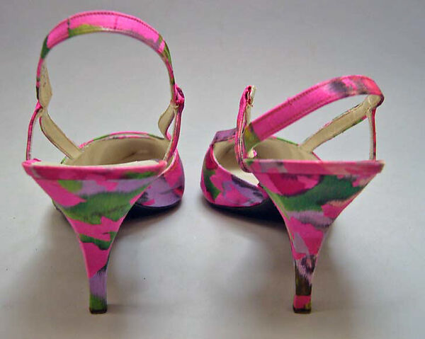 Evening ensemble, (a) House of Balenciaga (French, founded 1937), silk; (a) glass beading, metallic thread, French