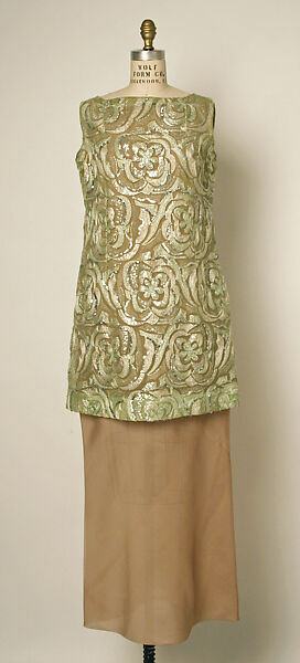 Evening dress, House of Balenciaga (French, founded 1937), silk, French 